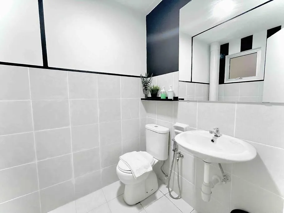 Alanis Suite Cozy 2Br @ Klia Sepang Apartment