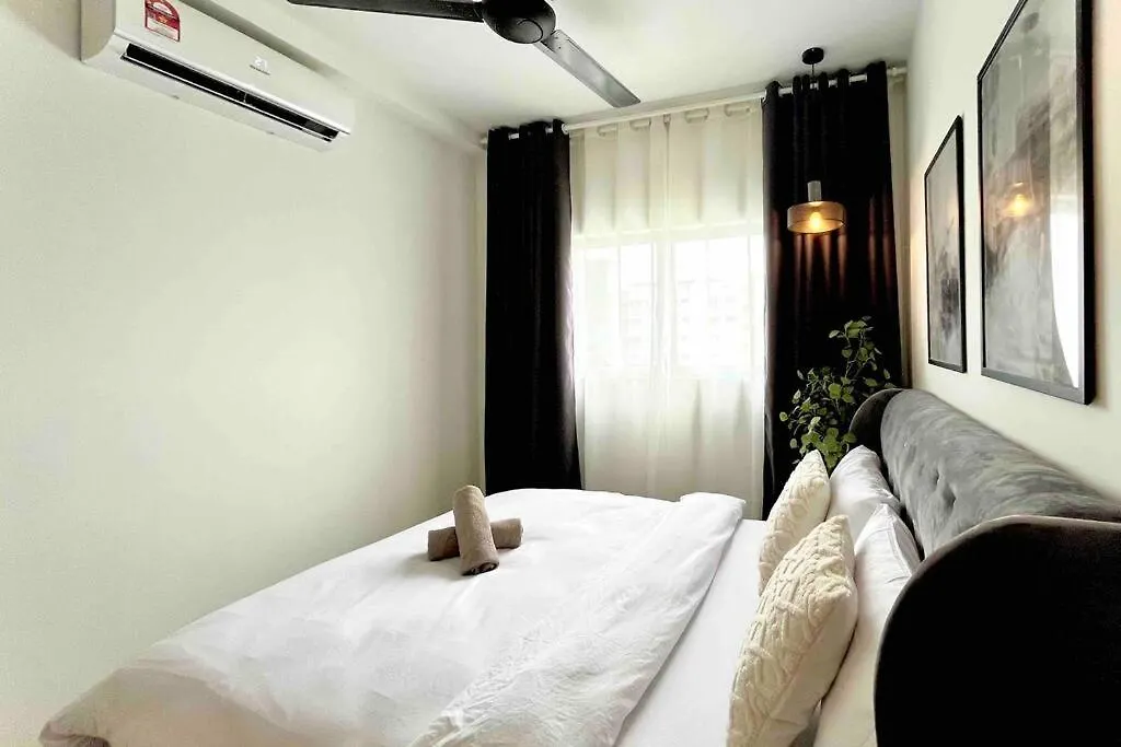 Alanis Suite Cozy 2Br @ Klia Sepang