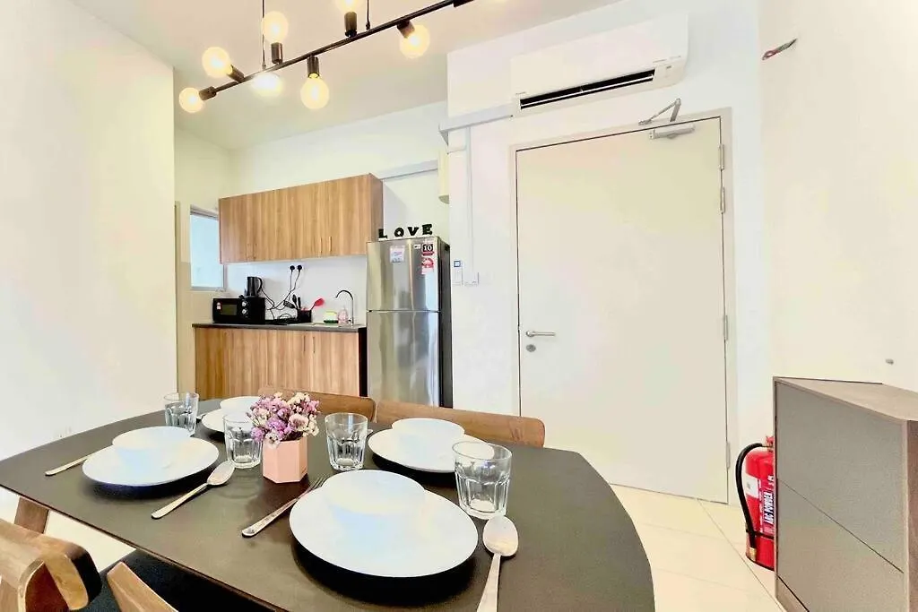 Apartment Alanis Suite Cozy 2Br @ Klia Sepang Malaysia