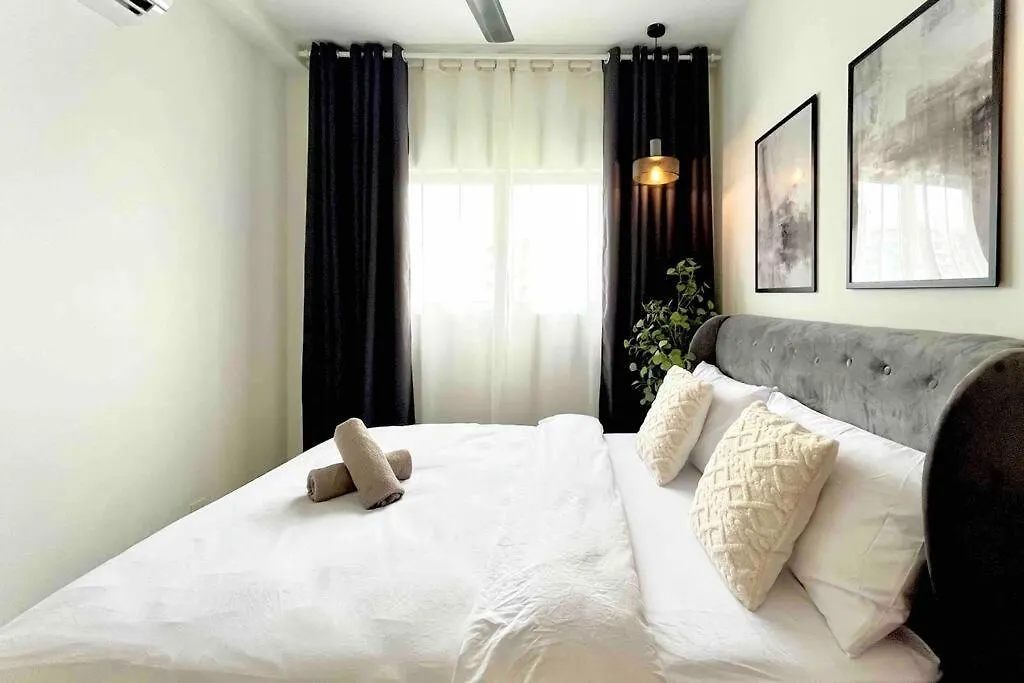 Apartment Alanis Suite Cozy 2Br @ Klia Sepang